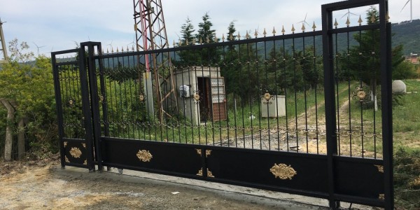 Ferforje Kapı - Demir Kapı 3