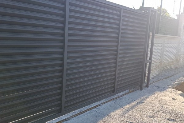 Çatalca Yana Kayar ve Tek Kanat Panjur Kapı Uygulaması 2