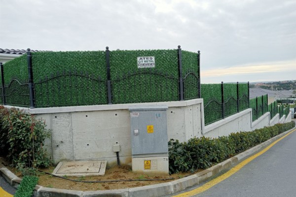 Villa Korkuluk Yükseltme ve Çim Çit Uygulaması 4