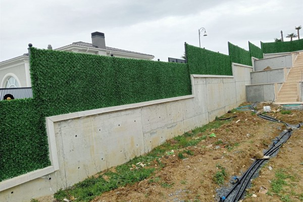 Villa Korkuluk Yükseltme ve Çim Çit Uygulaması 9
